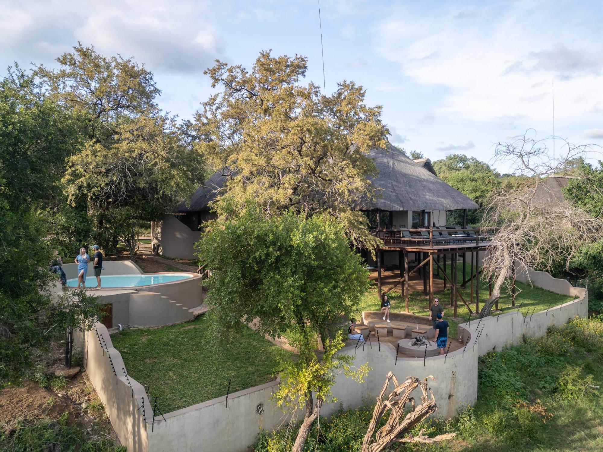 Nyati Safari Lodge Hoedspruit Esterno foto