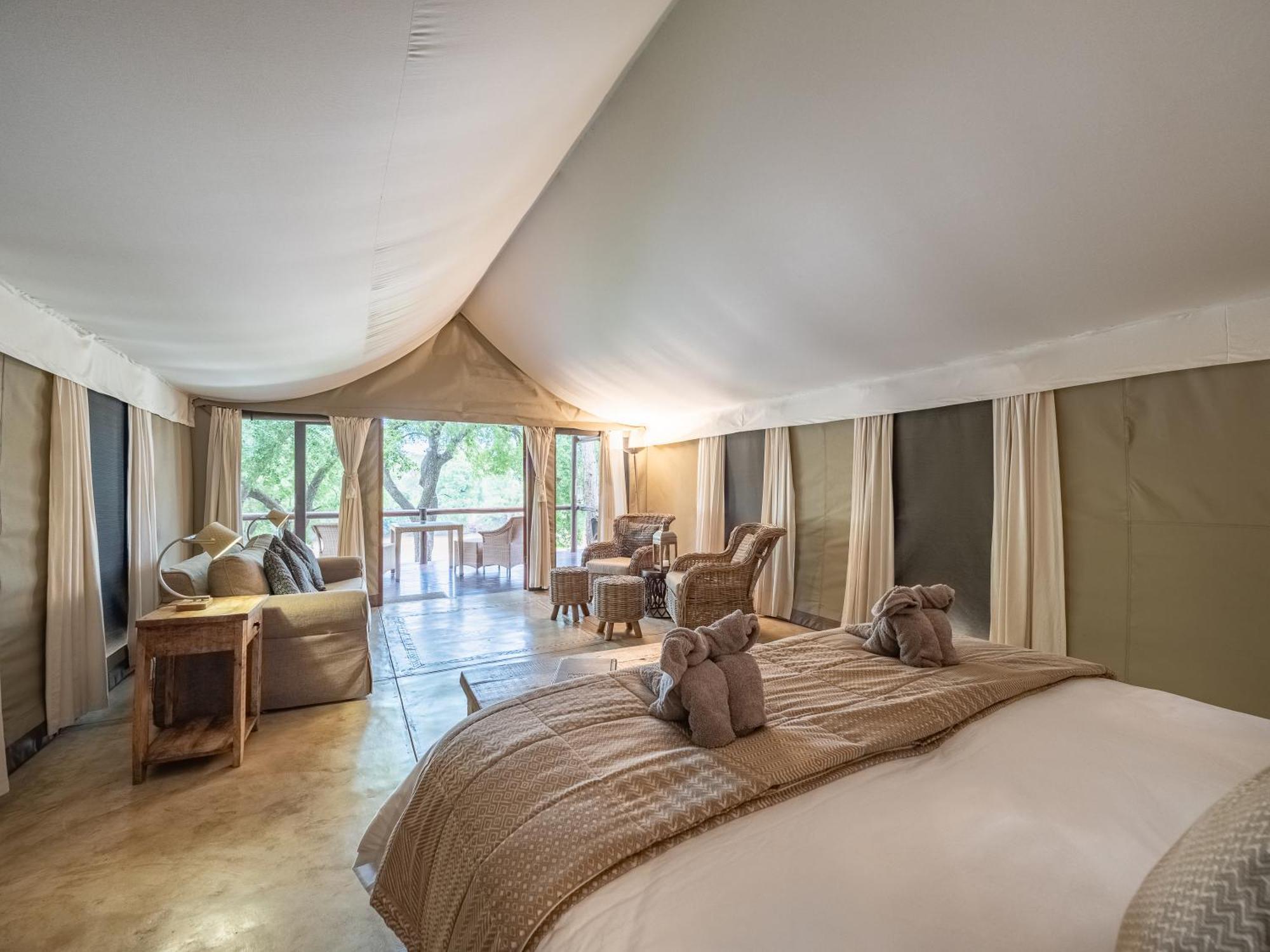 Nyati Safari Lodge Hoedspruit Esterno foto